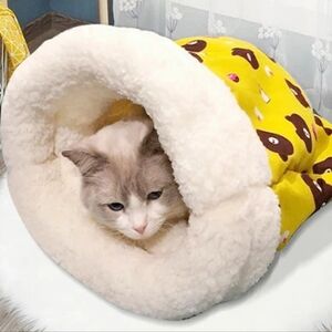New Cat Sleeping Bag In Yellow Teddy Bear Print